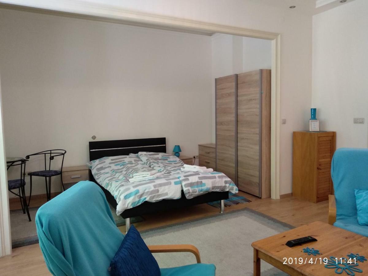Lara Apartman Budapesta Exterior foto
